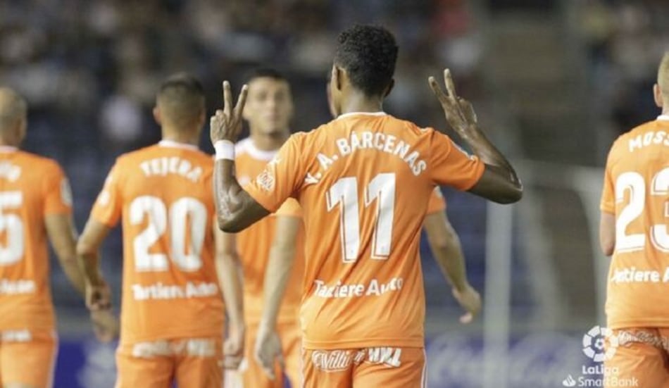 Bárcenas le da la primera victoria de la temporada al Oviedo