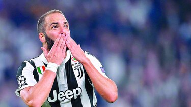 Juventus corrige el rumbo en Champions