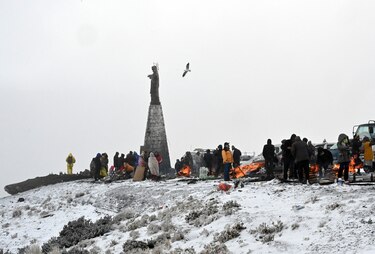El mundo andino boliviano ruega a la Pachamama por el fin de la pandemia