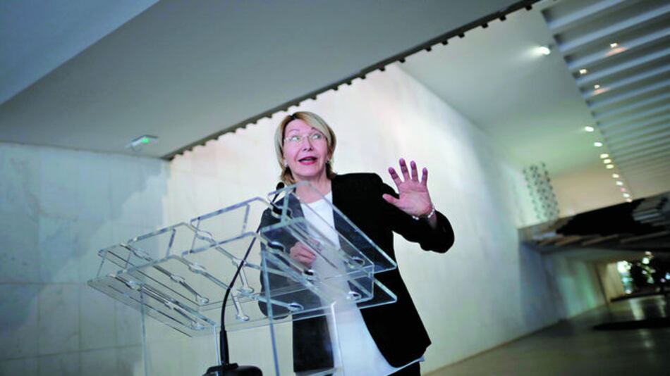 Luisa Ortega afirma tener pruebas contra Nicolás Maduro