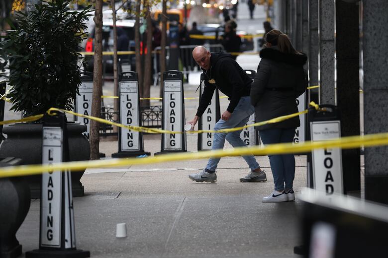 Fallece en un tiroteo, el director ejecutivo de UnitedHealthcare en Nueva York