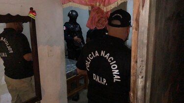 Policía aprehende a sospechosos del asesinato de empresario estadounidense y su piloto