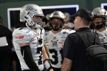 AIP y Brader dominan en primera semana de Kiwanis Football League