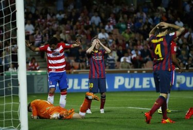 Granada le da duro golpe al Barça que complica sus opciones al título