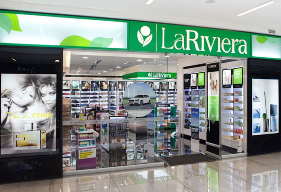 La Riviera, propiedad de Abdul Waked, cierra 42 tiendas en Colombia