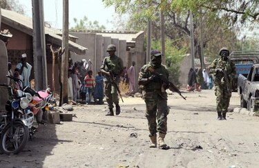 El Ejército de Nigeria asegura haber localizado a las niñas secuestradas