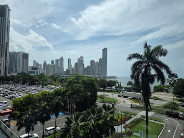 Panamá debe pasar de ser un ‘hub’ físico a un centro de comando digital para la cadena de suministro