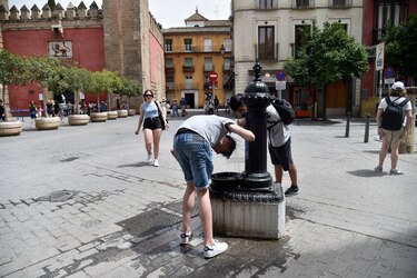 España sufre por una ola de calor con temperaturas superiores a los 40º