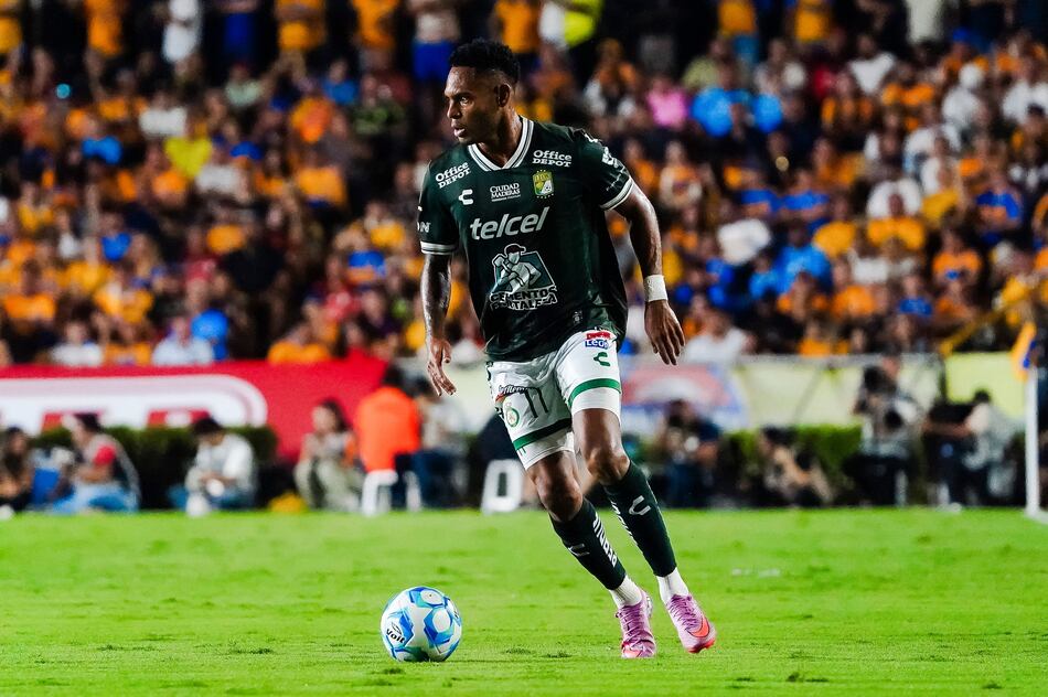 Ismael Díaz y León caen ante el líder y campeón Toluca