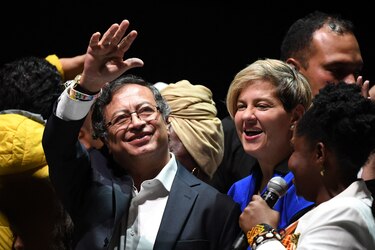 Maduro y Petro conversan para normalizar la actividad en la frontera colombo-venezolana