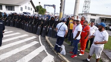 PPC dice que finalizó huelga en puerto de Balboa; trabajadores alegan que siguen negociando
