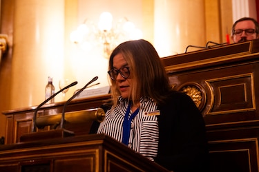 Gremios periodísticos rechazan orden judicial que prohíbe a Sabrina Bacal publicar sobre hermanos Carretero