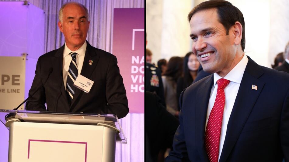 Senadores de Estados Unidos piden a la AMP investigar barcos de bandera panameña sospechosos de violar sanciones