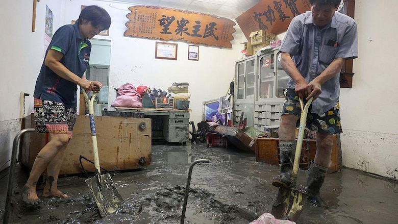 La reina de las tormentas: las imágenes del supertifón Ragasa que deja al menos 17 muertos en Taiwán y obliga a evacuar a millones en China