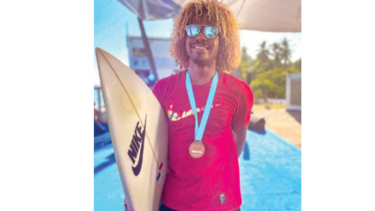 Panameño Oli Camarena le apunta a eventos del World Surfing League para 2022