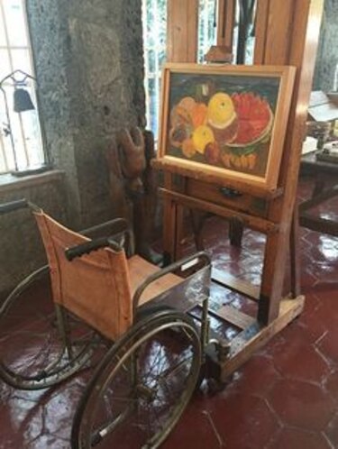 Recorrido por el universo de Frida Kahlo