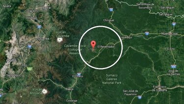 Ecuador: Volcán expulsa bloques incandescentes