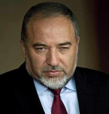 Canciller israelí amenaza con expulsar al enviado de la ONU