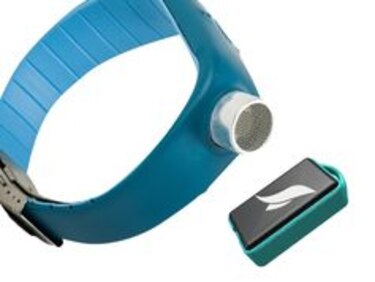 Sunu Band, una pulsera inteligente que guía los pasos de personas no videntes