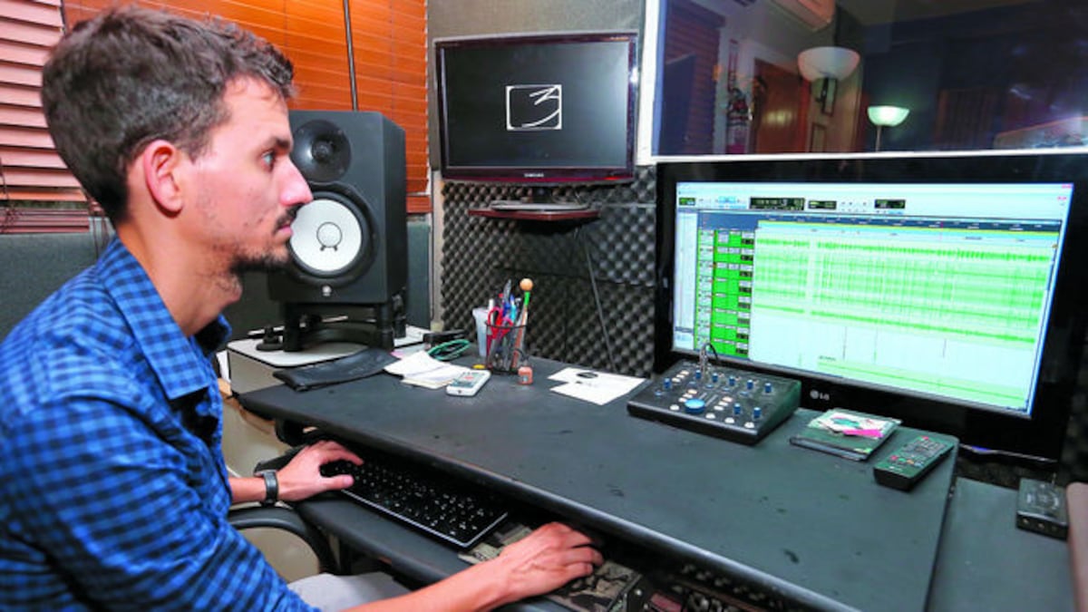 Ríos está al frente de su propio estudio musical, Piso 3.