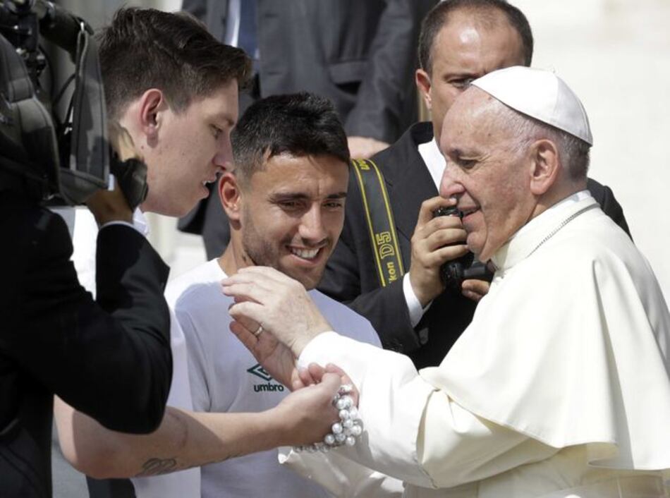 Papa Francisco recibe a sobrevivientes del Chapecoense