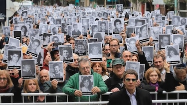 Reclaman justicia tras 25 años del ataque a la AMIA