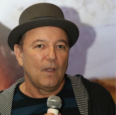 Blades considera peligroso apoyar al candidato oficialista