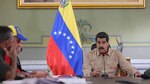 Maduro reanuda circulación de billete de 100 bolívares tras protestas