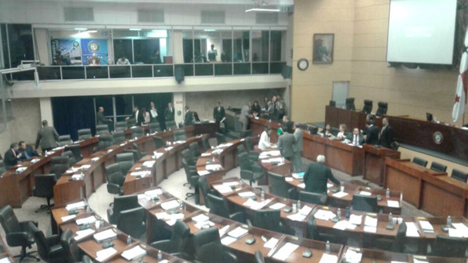 Debate del proyecto de ley 245 se reanudará el próximo lunes 6 de febrero