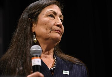 Biden elige a Haaland como la primera indígena en dirigir la Secretaría del Interior