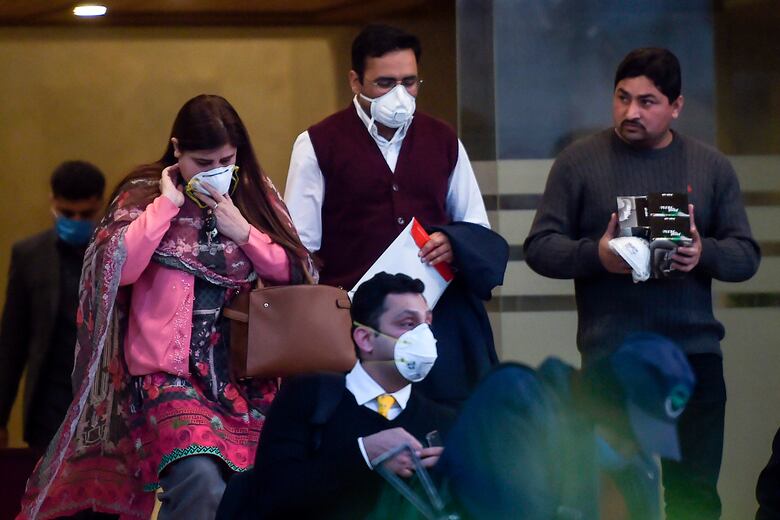 Países vecinos de China multiplican las medidas para contener el nuevo coronavirus