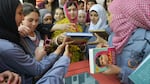 Malala celebra su 18 cumpleaños con niñas sirias refugiadas en el Líbano