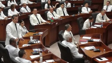 Yanibel Ábrego se reelige como presidenta de la Asamblea, con los votos del PRD y CD