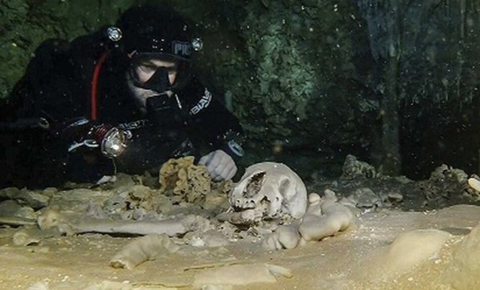 Contaminación amenaza sitio arqueológico submarino Sac Actun