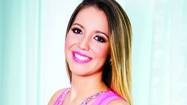 FESTIVAL DE DEBUTANTES 2015: Nicole Marie Weinert Vallarino