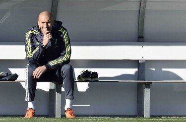 Zidane asume el reto con el Madrid y saltan dudas sobre su capacidad
