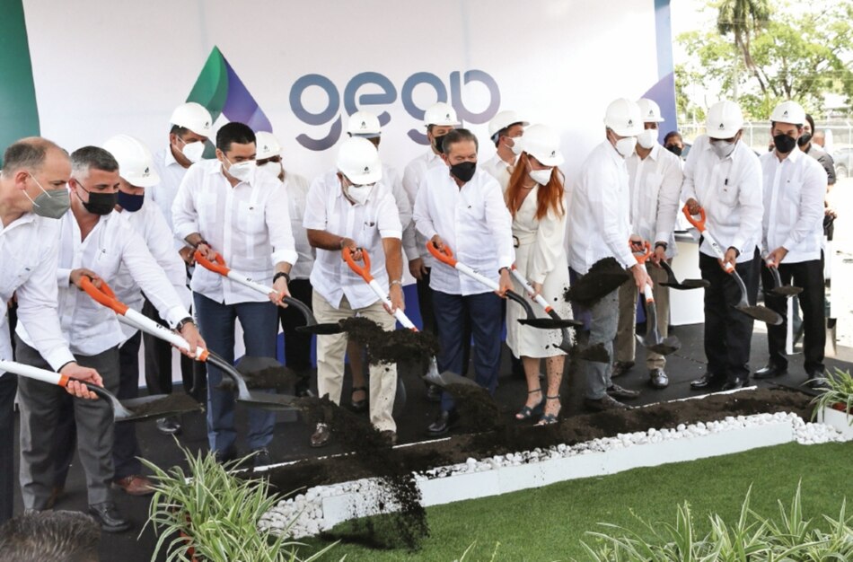 Cortizo promete que planta de Gatún reducirá costo de energía