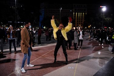 Discoteca al aire libre para reclamar la reapertura del ocio nocturno en Barcelona