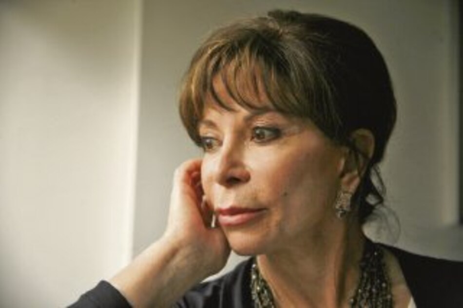 Allende lanza novela juvenil