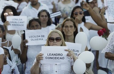 Brasileños realizan ceremonia en honor a víctimas de presa desplomada
