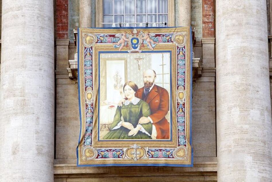 El papa canoniza a la primera pareja casada de la era moderna