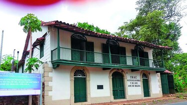 Vandalizan museo en David