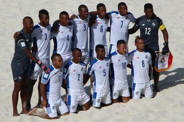 Panamá busca su primera victoria ante Emiratos Árabes Unidos