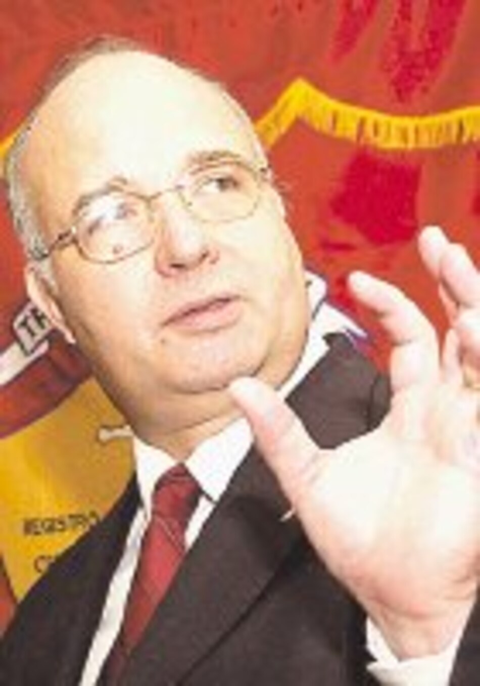 TE propone divulgar origen de donaciones