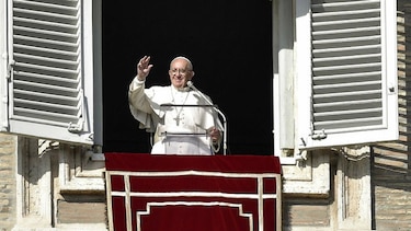 El papa pide rezar por las víctimas del huracán Otto