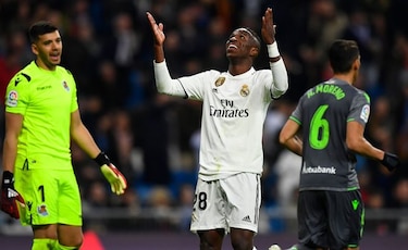 Real Madrid cae en casa ante la Real Sociedad y se aleja del podio