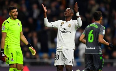 Real Madrid cae en casa ante la Real Sociedad y se aleja del podio