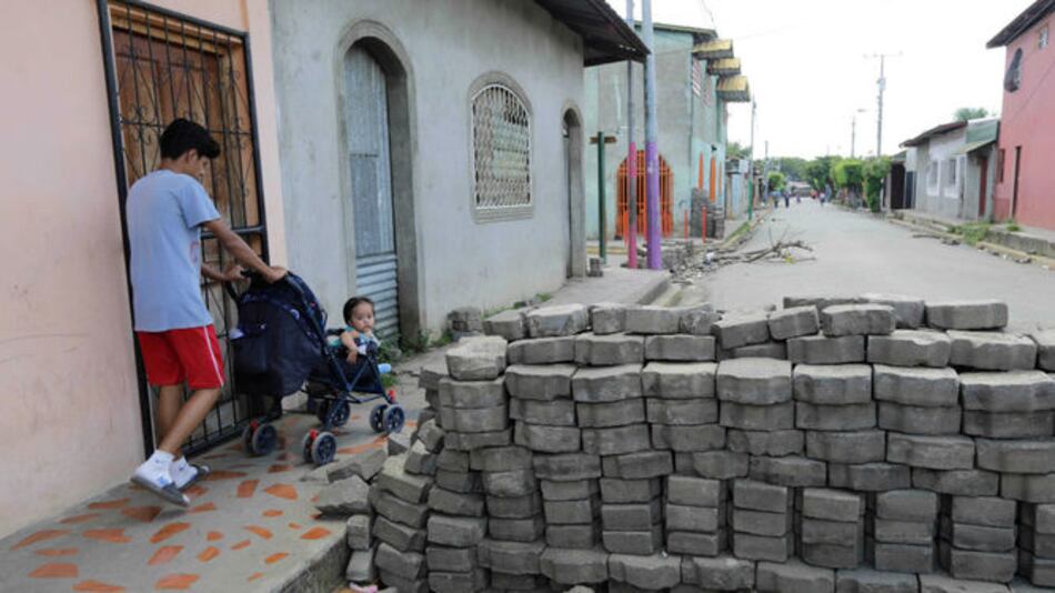 Diálogo reinicia en Nicaragua con demanda de elecciones sobre la mesa