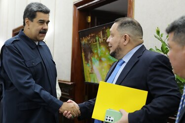 La oposición venezolana exige fecha para seguir el diálogo