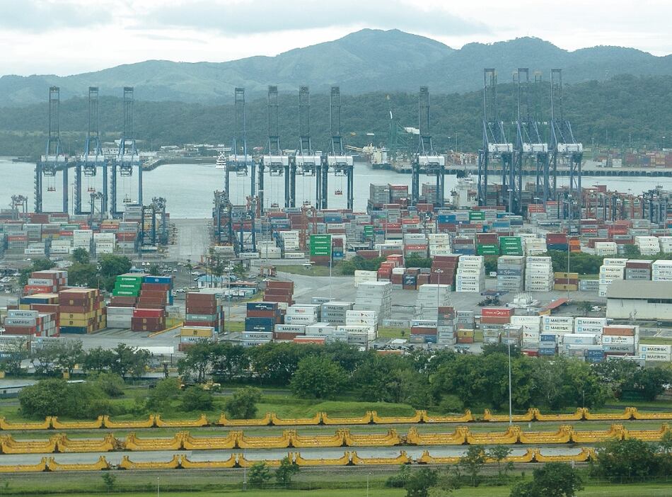 Puertos mantienen ritmo de crecimiento hasta septiembre